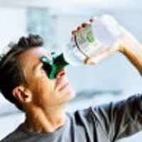 11710. 500 ml PLUM-DUO, solución estéril lavado de ojos